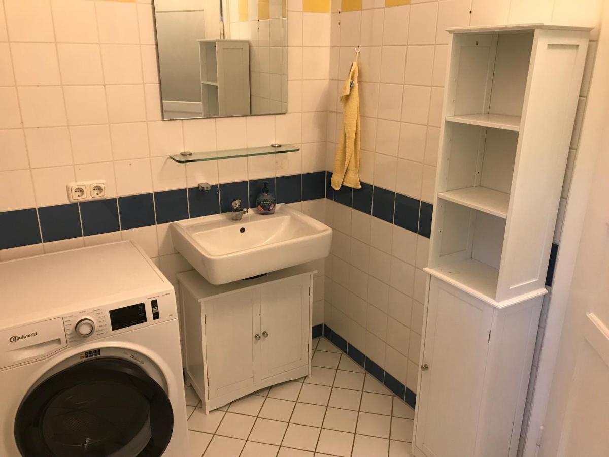 Charmante Altbau-Dg-Wohnung Munich Luaran gambar