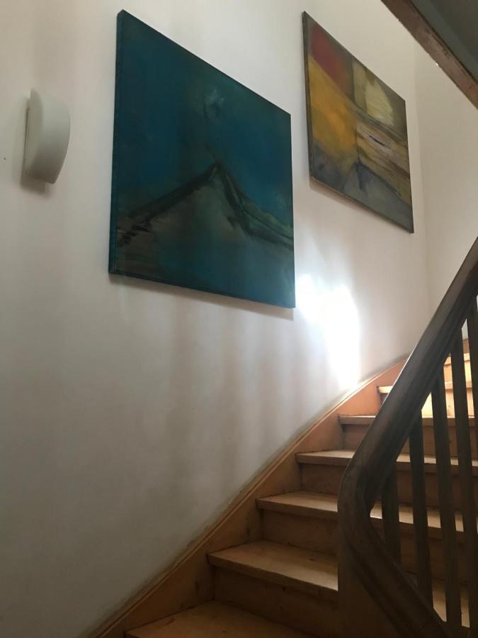 Charmante Altbau-Dg-Wohnung Munich Luaran gambar