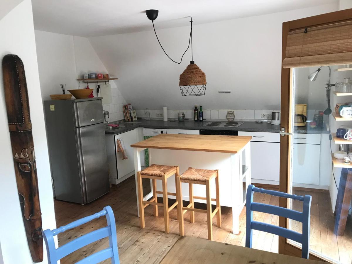 Charmante Altbau-Dg-Wohnung Munich Luaran gambar